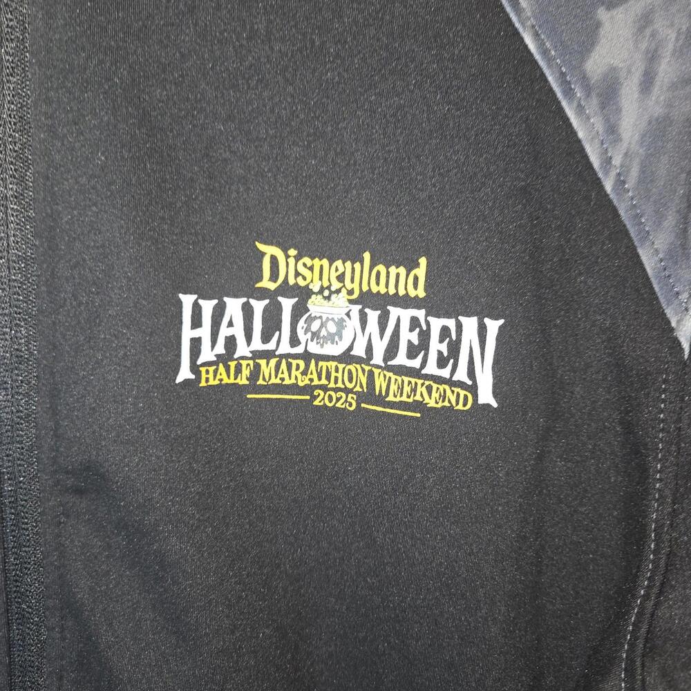 NWT Disney Run Disneyland Halloween Villains Half Marathon Weekend 2025 Jacket M - Picture 2 of 16